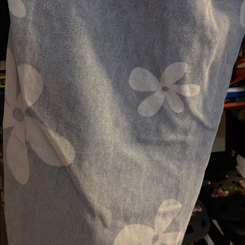 SHEIN Blue Floral Boyfriend Jeans - Picture 4 of 4